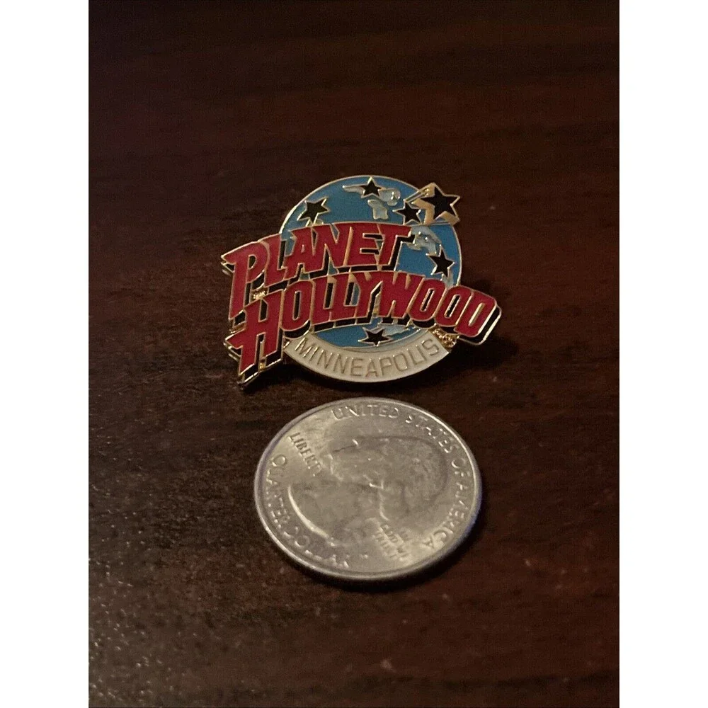 Planet Hollywood Minneapolis Minnesota Lapel Hat Pin‎